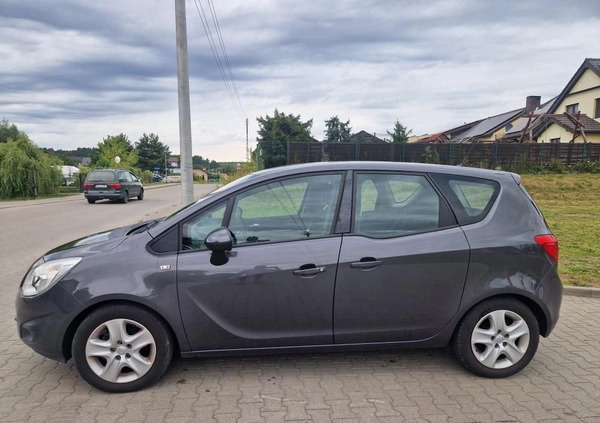 Opel Meriva cena 21700 przebieg: 195000, rok produkcji 2011 z Świerzawa małe 56